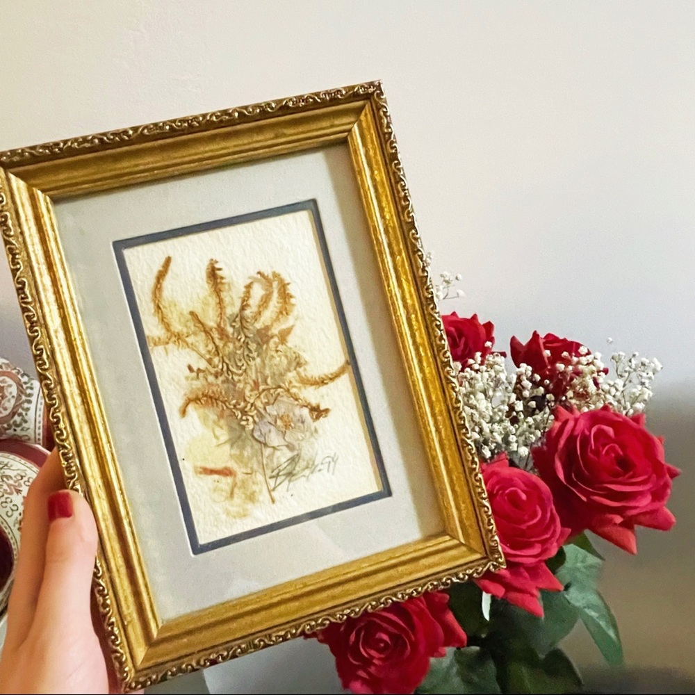 ✨Beautiful Handmade Art Piece with genuine pressed flowers